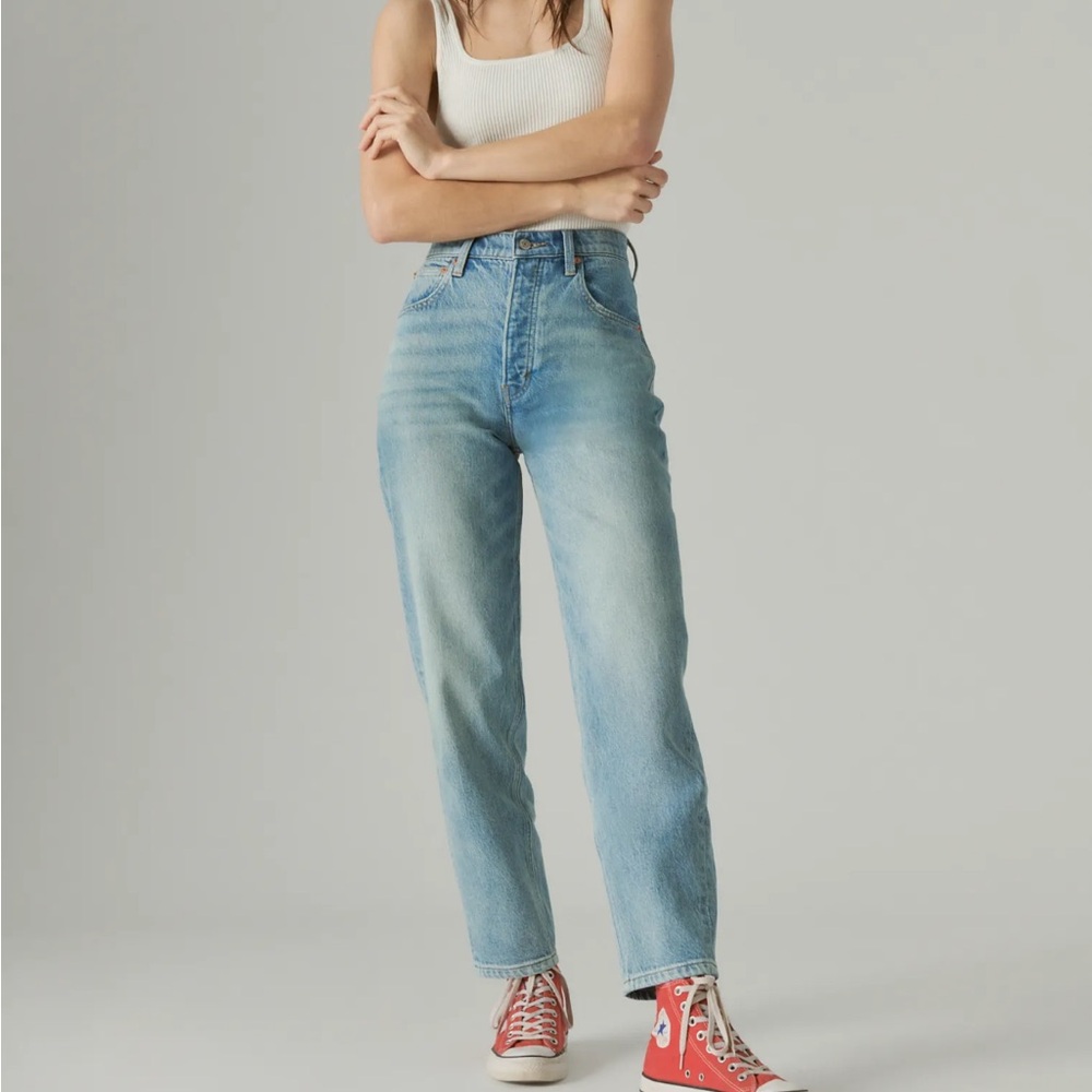 Lucky Brand Light Blue Straight Leg Jeans